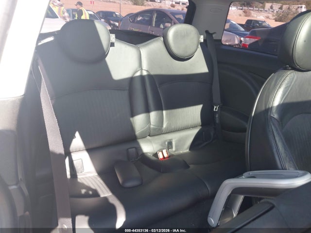 2007 MINI COOPER WMWMF33587TL78114 Photo 7