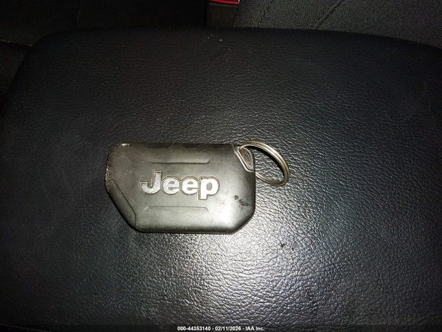 44353140 :رقم المزاد ، 1C4HJXDG8LW266481 vin ، 2020 Jeep Wrangler Unlimited Willys Sport 4x4 مزاد بيع