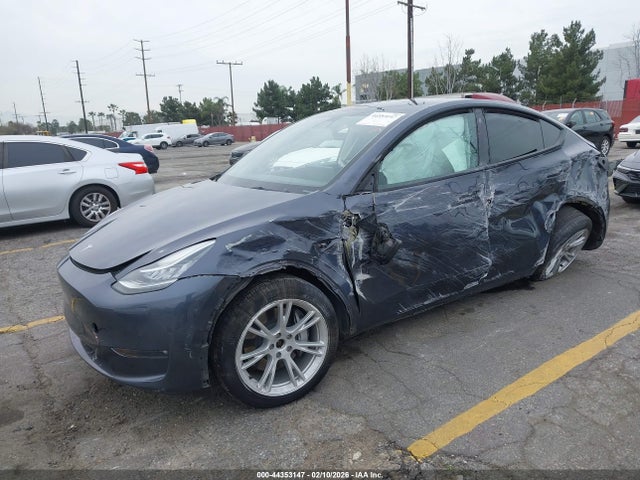 2022 TESLA MODEL Y 7SAYGDEE3NF423368 Photo 1