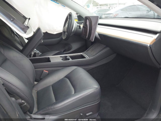 2022 TESLA MODEL Y 7SAYGDEE3NF423368 Photo 4