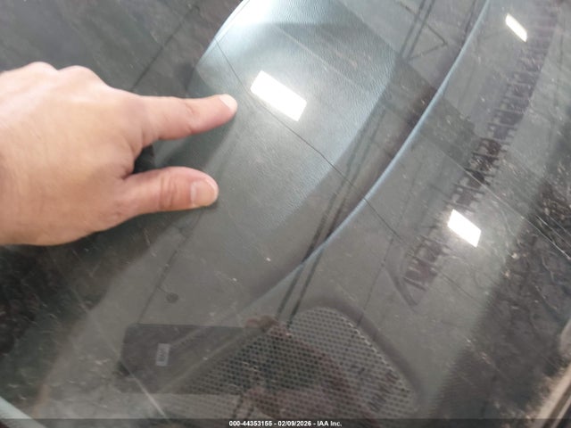 44353155 :رقم المزاد ، 1C3CCCAB7FN716173 vin ، 2015 Chrysler 200 Limited مزاد بيع