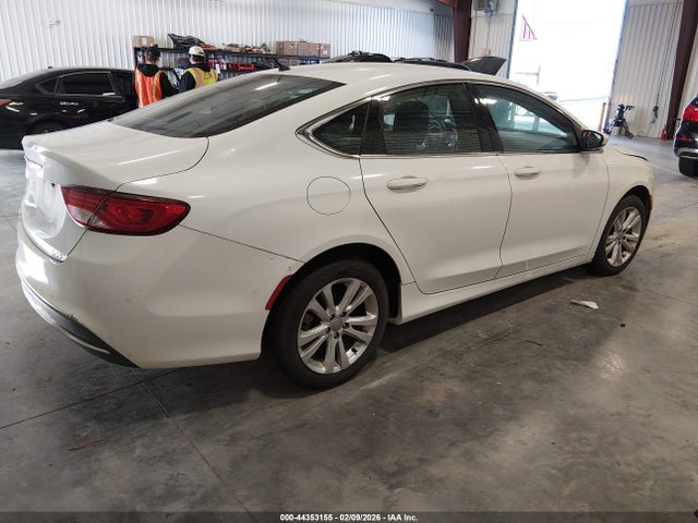 44353155 :رقم المزاد ، 1C3CCCAB7FN716173 vin ، 2015 Chrysler 200 Limited مزاد بيع