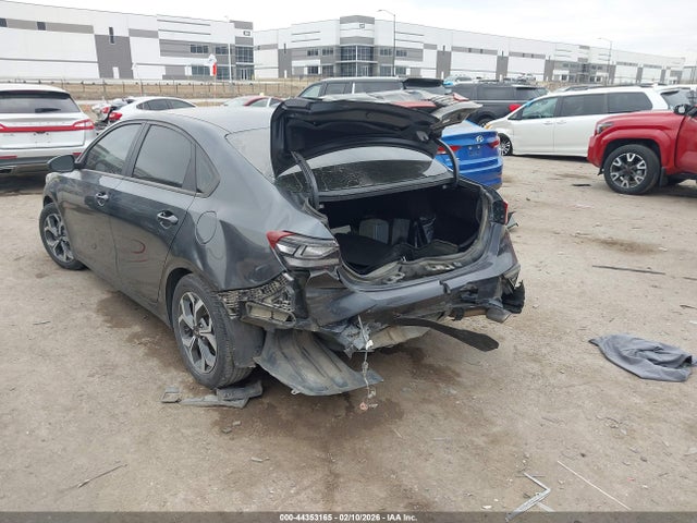 2021 Kia Forte Lxs მანქანა იყიდება აუქციონზე, vin: 3KPF24AD6ME289119, აუქციონის ნომერი: 44353165