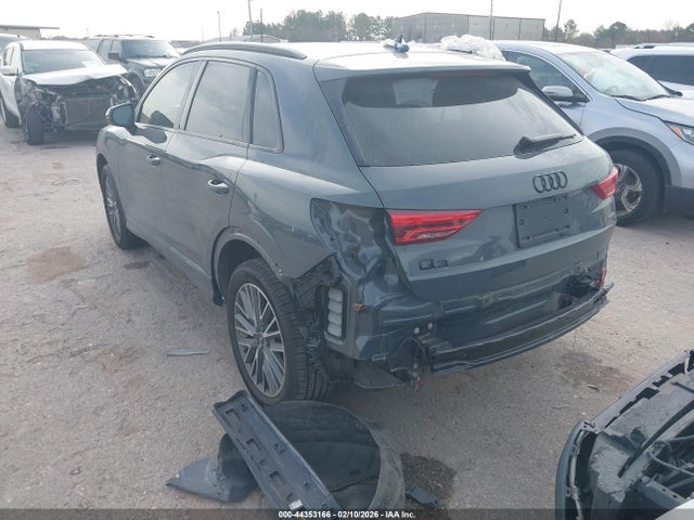 2024 AUDI Q3 WA1BUCF39R1061221 Photo 2
