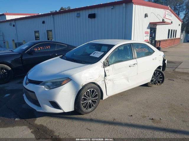 Toyota COROLLA LE 2015 2T1BURHE5FC388648 Image 2