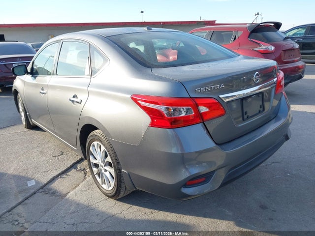 3N1AB7AP6HY352748 Nissan SENTRA SV