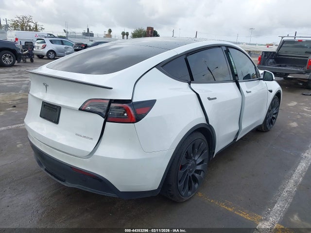2023 TESLA MODEL Y 7SAYGDEF0PF792801 Photo 3