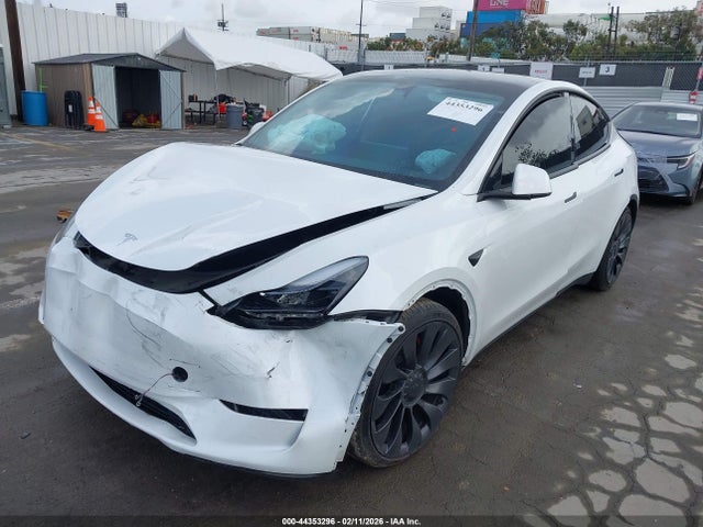 2023 TESLA MODEL Y 7SAYGDEF0PF792801 Photo 5