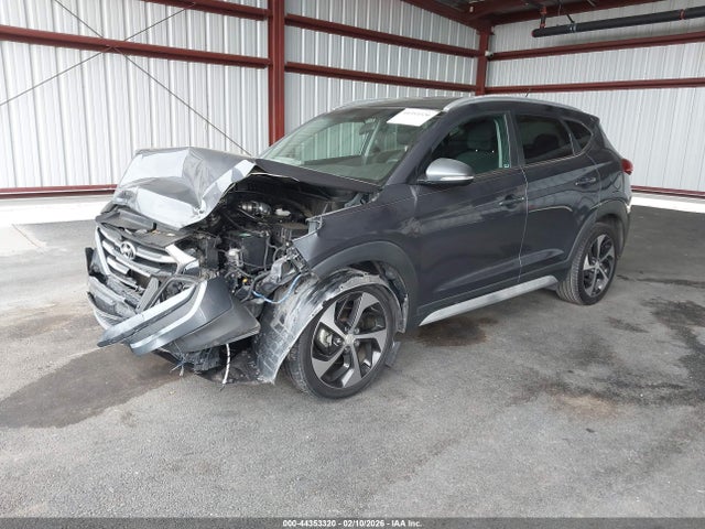 KM8J33A23HU588067 Hyundai Tucson Eco/limited/night/sport/value
