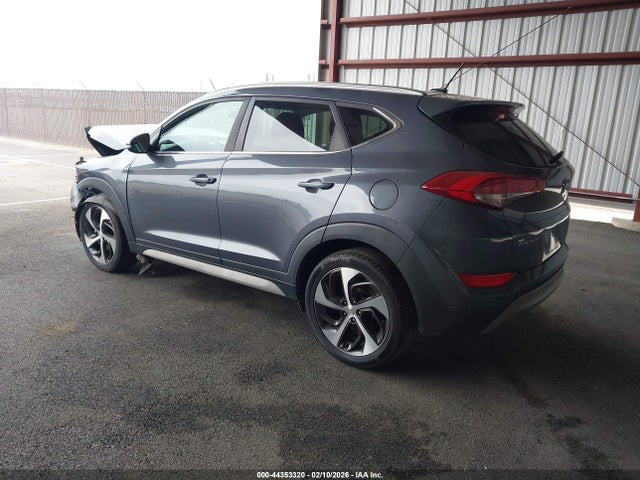 KM8J33A23HU588067 Hyundai Tucson Eco/limited/night/sport/value