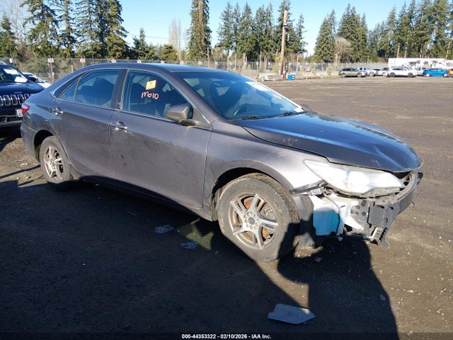 Toyota CAMRY LE 2016 4T4BF1FK9GR547973 zdjęcie główne