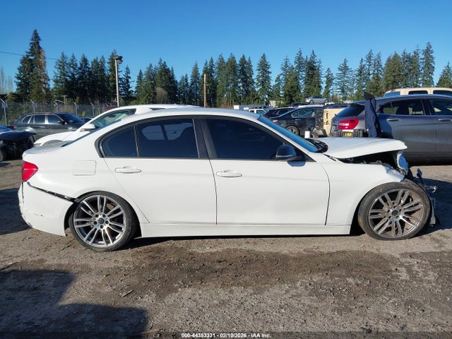 WBA8A9C59GK616349 BMW 320i