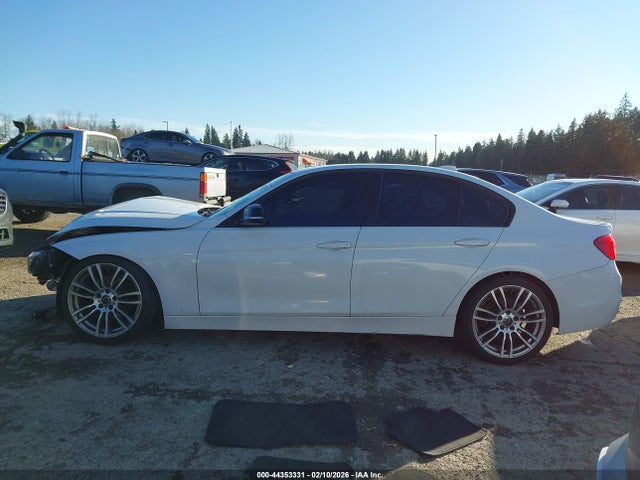 WBA8A9C59GK616349 BMW 320i
