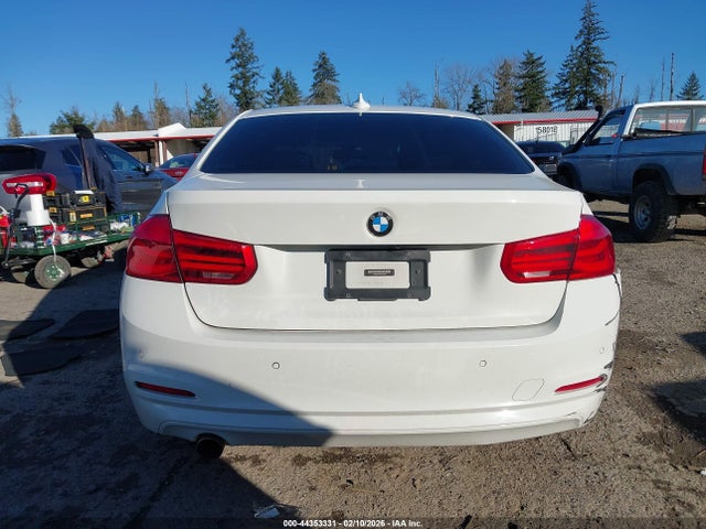 WBA8A9C59GK616349 BMW 320i