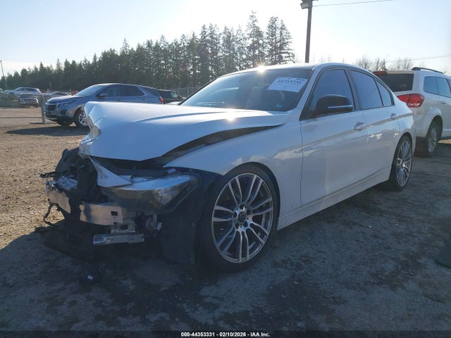 WBA8A9C59GK616349 BMW 320i