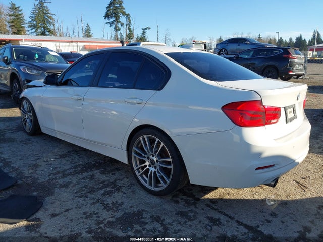 WBA8A9C59GK616349 BMW 320i