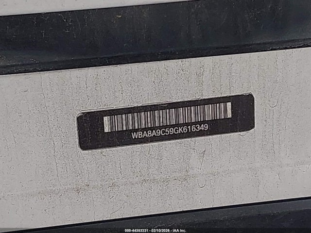 WBA8A9C59GK616349 BMW 320i