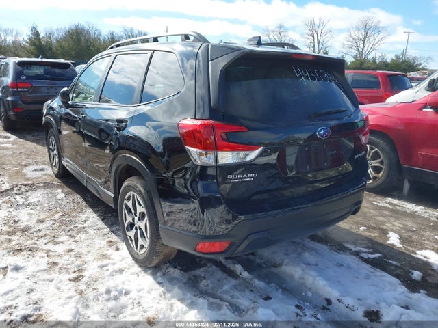 2024 Subaru Forester Premium მანქანა იყიდება აუქციონზე, vin: JF2SKADC2RH415656, აუქციონის ნომერი: 44353424