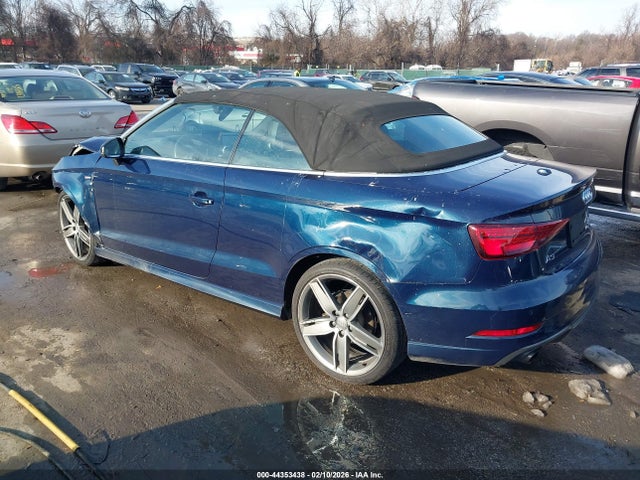 2017 AUDI A3 WAUY8LFF0H1030742 Photo 2
