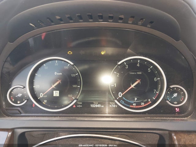 WBAYA8C54ED824974 BMW 750i