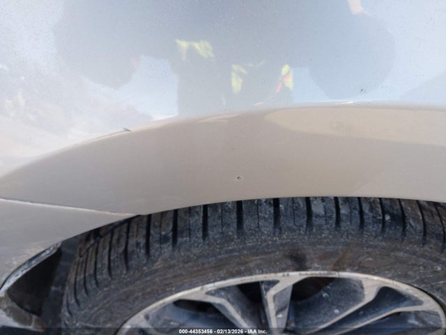 2T1BURHEXEC050144 Toyota Corolla S Plus