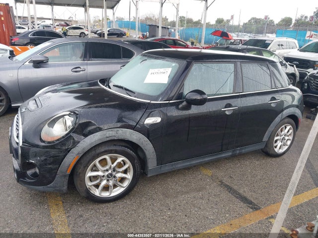 WMWXU3C53F2B56283 Mini Hardtop Cooper S