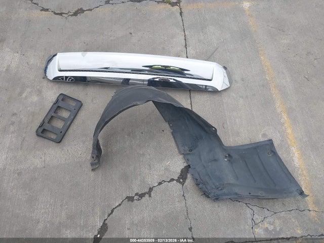 5TFEY5F1XHX221443 Toyota Tundra Sr5 5.7l V8