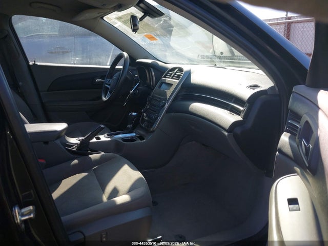 2014 CHEVROLET MALIBU 1G11B5SL9EF232824 Photo 4