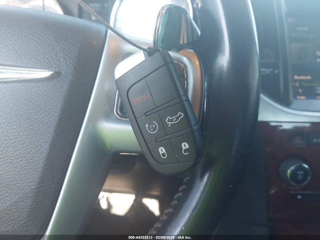 2C3CCAAG9EH221030 Chrysler 300