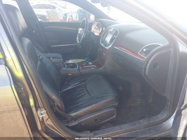 2C3CCAAG9EH221030 Chrysler 300