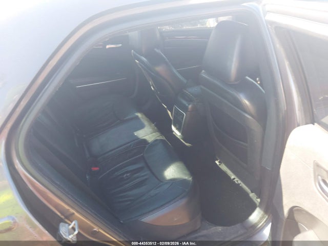 2C3CCAAG9EH221030 Chrysler 300