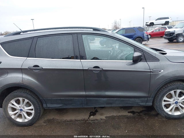 1FMCU9GD6JUD08522 Ford ESCAPE SE