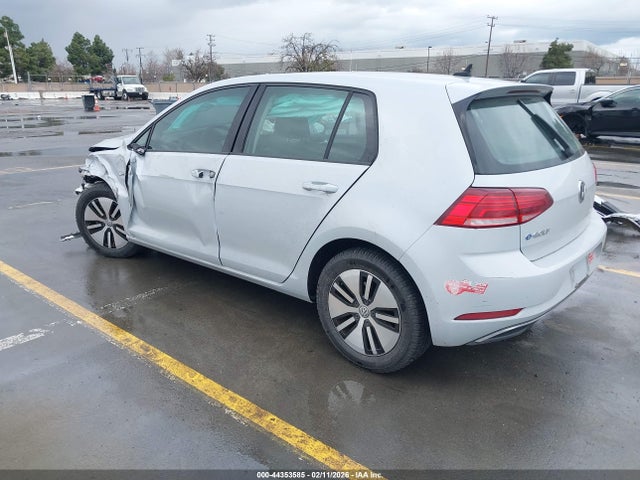 WVWKR7AU6HW953586 Volkswagen E-golf Se
