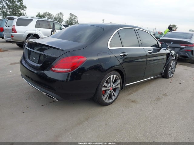 2015 Mercedes-benz C 300 მანქანა იყიდება აუქციონზე, vin: 55SWF4JB0FU093949, აუქციონის ნომერი: 44353595
