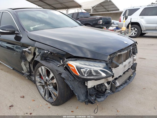 2015 Mercedes-benz C 300 მანქანა იყიდება აუქციონზე, vin: 55SWF4JB0FU093949, აუქციონის ნომერი: 44353595