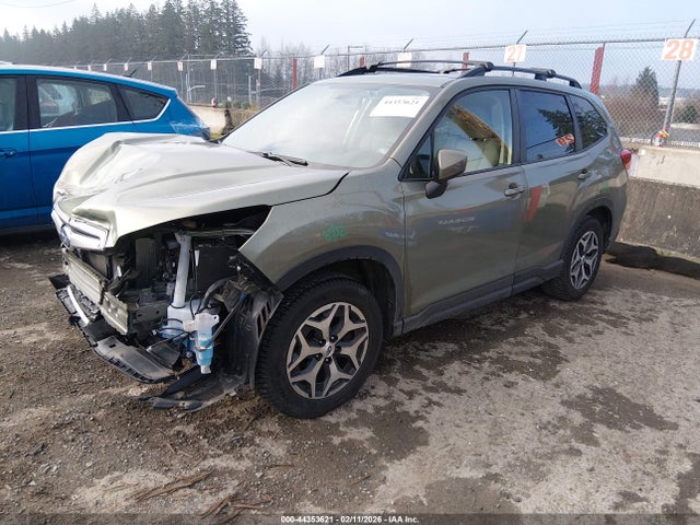 JF2SKAJC9LH529584 Subaru Forester Premium