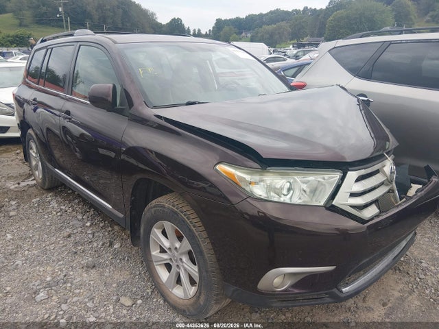 2013 Toyota Highlander Se V6 მანქანა იყიდება აუქციონზე, vin: 5TDBK3EH6DS250431, აუქციონის ნომერი: 44353626