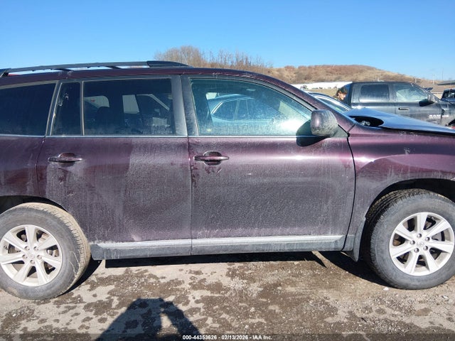 2013 Toyota Highlander Se V6 მანქანა იყიდება აუქციონზე, vin: 5TDBK3EH6DS250431, აუქციონის ნომერი: 44353626
