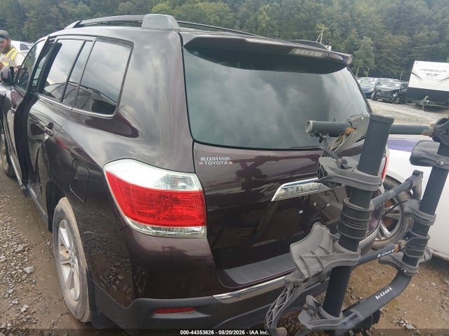 2013 Toyota Highlander Se V6 მანქანა იყიდება აუქციონზე, vin: 5TDBK3EH6DS250431, აუქციონის ნომერი: 44353626
