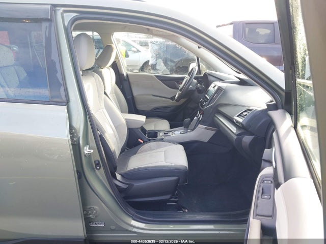 JF2SKAJCXMH563504 Subaru Forester Premium