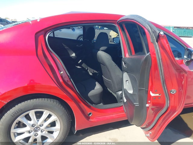 JM1BM1U78G1324280 Mazda Mazda3 I Sport