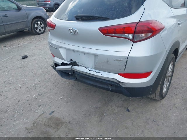 KM8J3CA43JU743319 Hyundai TUCSON SEL