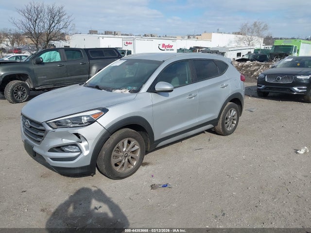 KM8J3CA43JU743319 Hyundai TUCSON SEL