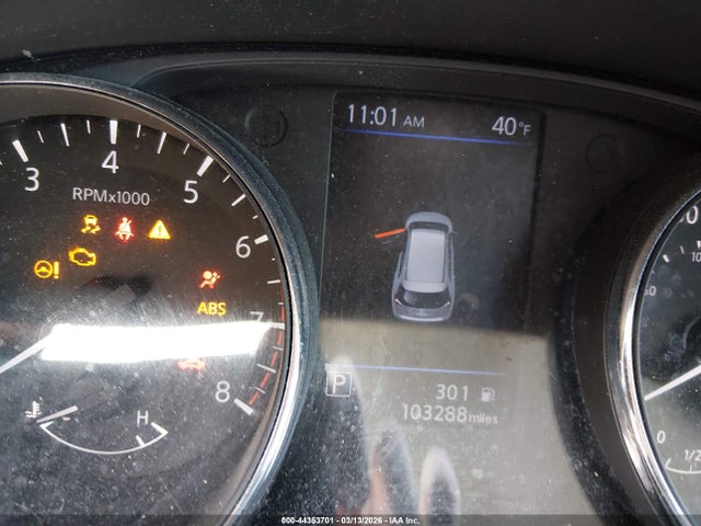 5N1AT2MV0JC788867 Nissan ROGUE SV