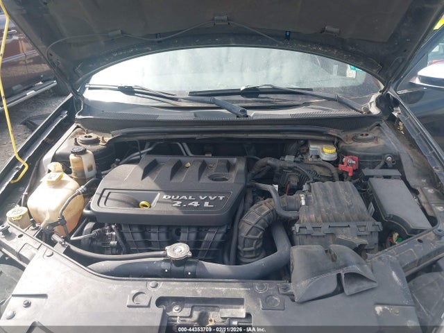 2011 CHRYSLER 200 1C3BC2FB1BN571866 Photo 9