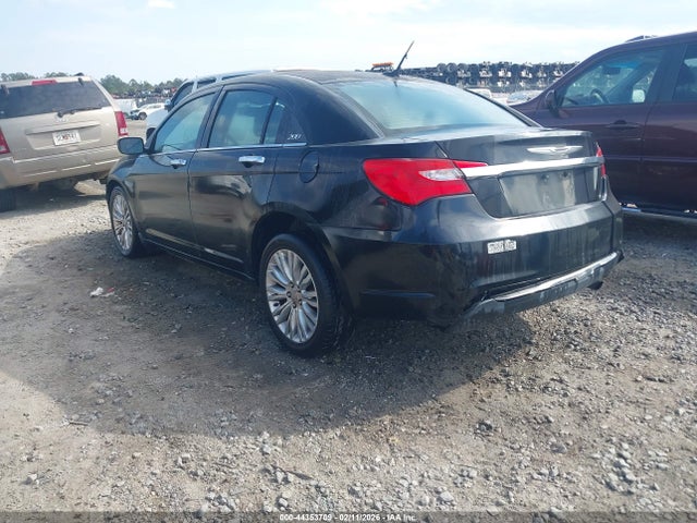 2011 CHRYSLER 200 1C3BC2FB1BN571866 Photo 2