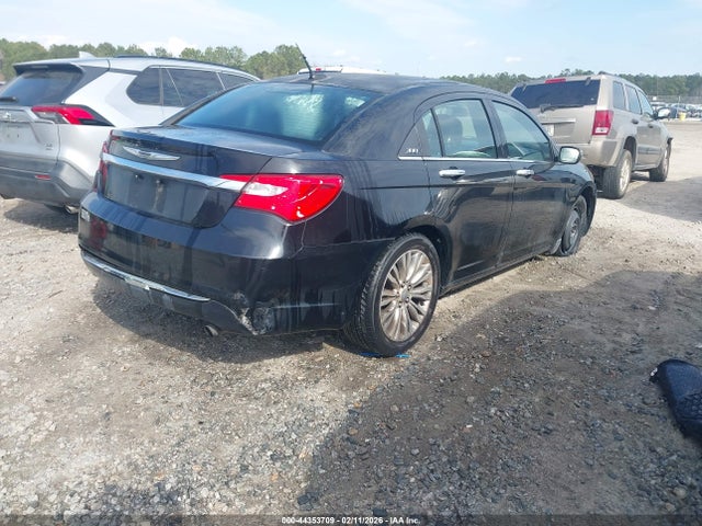 2011 CHRYSLER 200 1C3BC2FB1BN571866 Photo 3