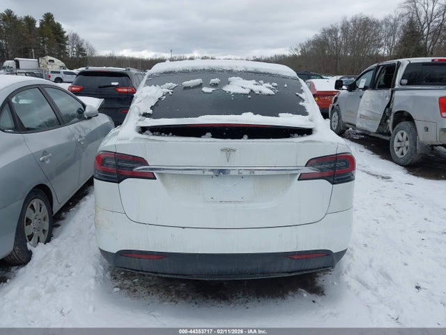 5YJXCAE27KF193046 Tesla MODEL X