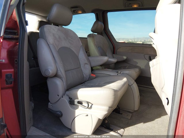 2002 CHRYSLER TOWN & COUNTRY 2C8GP64L72R582817 Photo 7