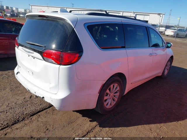 Aukcja sprzedaży 2017 Chrysler Pacifica Touring-l, vin: 2C4RC1BG1HR591083, numer aukcji: 44353751